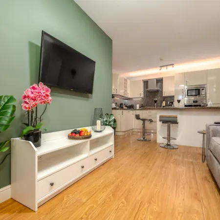 Cozy 2Br | Near City | Wifi Cardiff Exterior photo