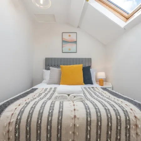 Cozy 2Br | Near City | Wifi Cardiff Exterior photo